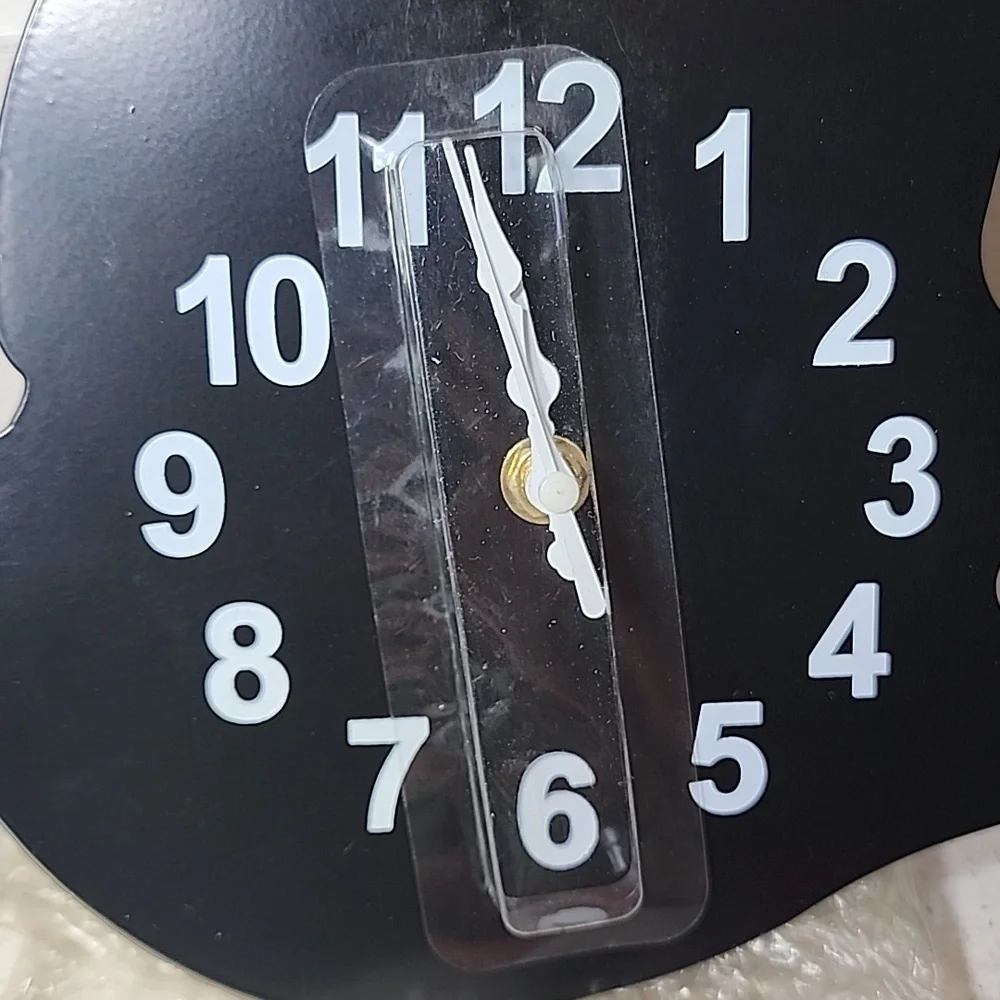 Black Metal Dog Silhouette Wall Clock New  Wagging Pendulum Tail